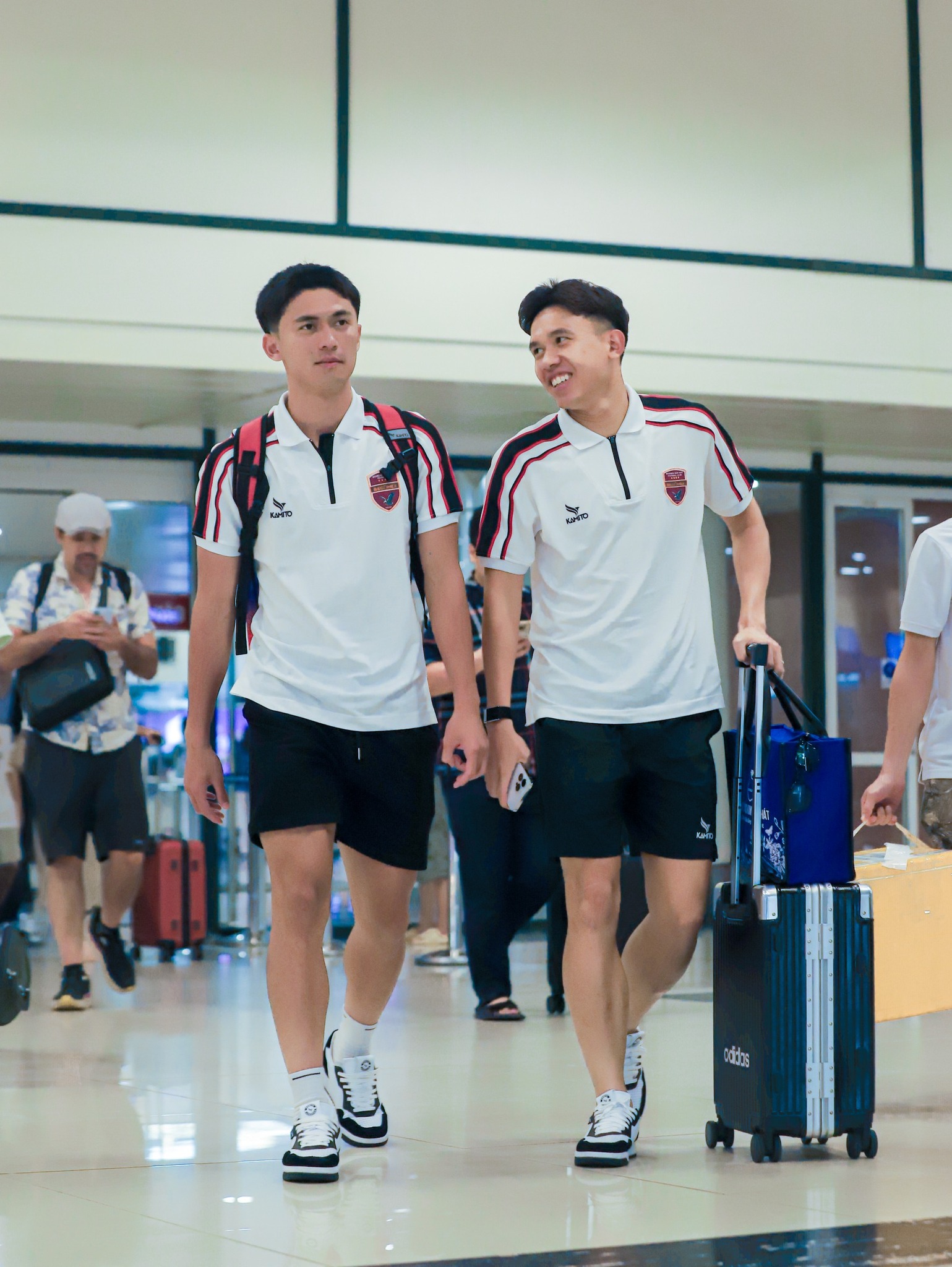 Các cầu thủ Becamex TPHCM đã có mặt tại Ninh Bình để chuẩn bị cho vòng 7 LPBank V-League 2025/26.