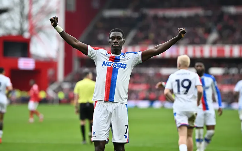 Bộ Ảnh Phản Ánh Nét Tổ Chức Của Crystal Palace Trước Nottingham