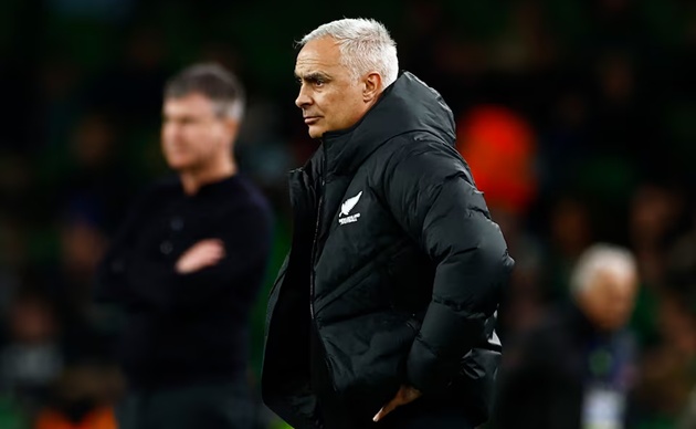 HLV New Zealand vẫn chuẩn bị sẵn tâm thế đá với Iran