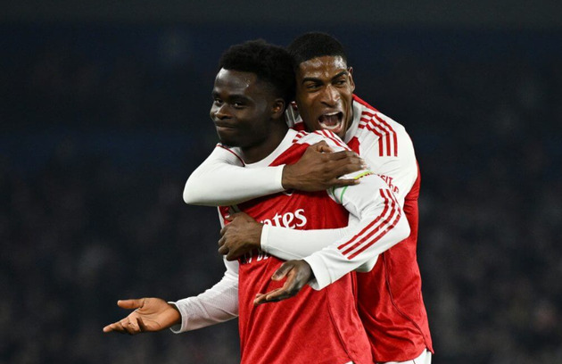 Arsenal khiến đối thủ ức chế bằng lối chơi thực dụng