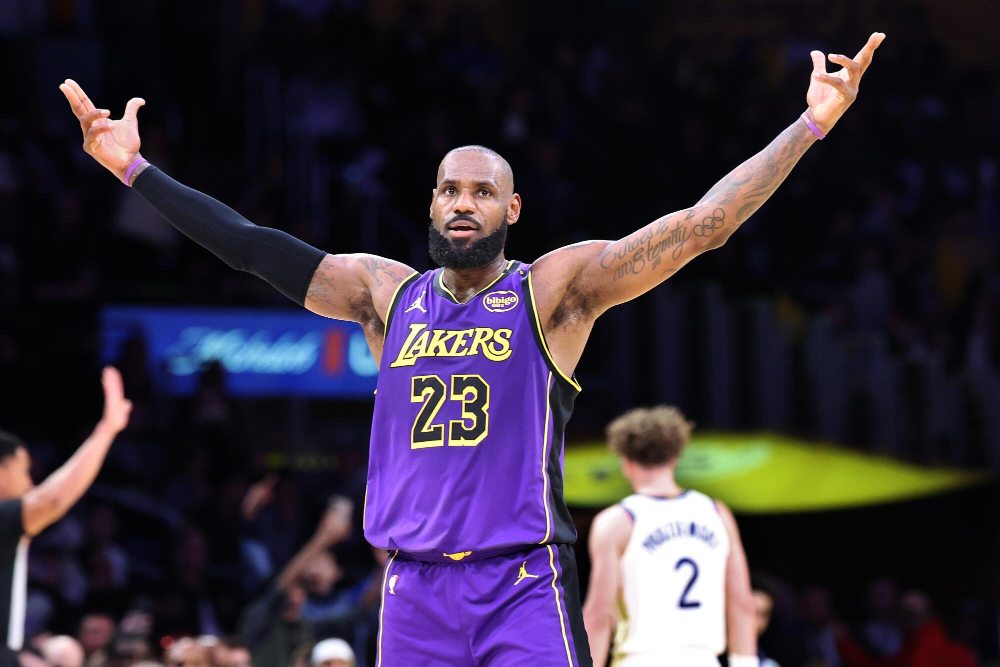 Sự kết hợp tiềm năng giữa LeBron James và Stephen Curry Chiến thuật kết hợp giữa LeBron James và Stephen Curry