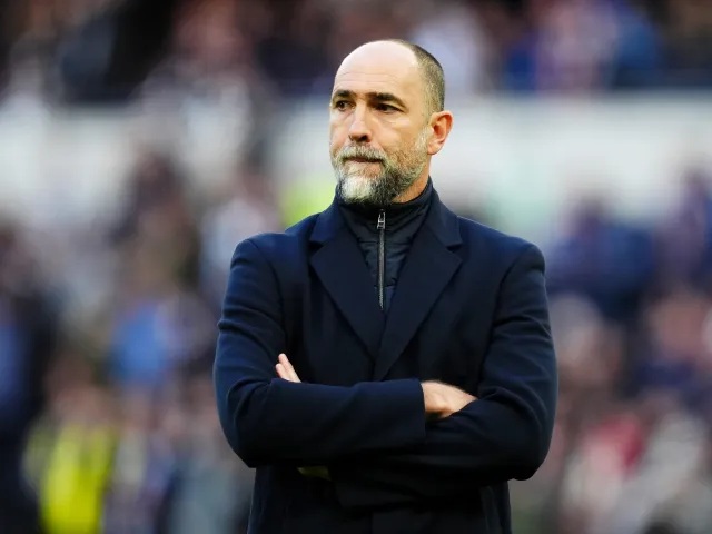 Spurs sẽ phải nỗ lực để thoát khỏi nguy cơ rớt hạng. Spurs sẽ phải nỗ lực để thoát khỏi nguy cơ rớt hạng.