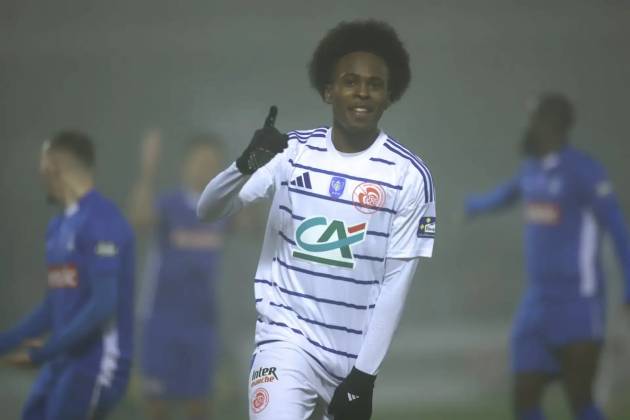 Viên ngọc của Strasbourg khiến Chelsea đại chiến Barcelona và Bayern Munich Rayane Messi Tanfouri cầu thủ trẻ Strasbourg