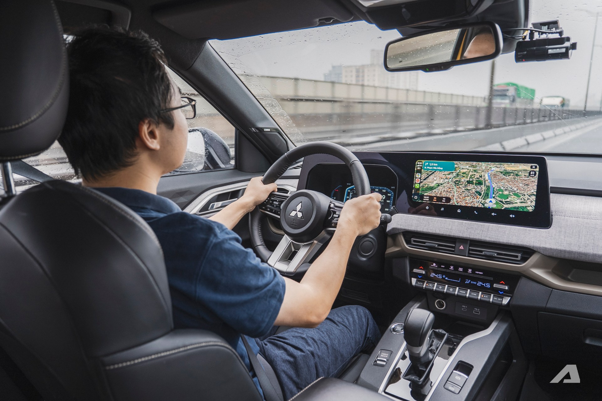 Khoảng sáng gầm cao giúp khám phá địa hình dễ dàng trên Mitsubishi Xforce