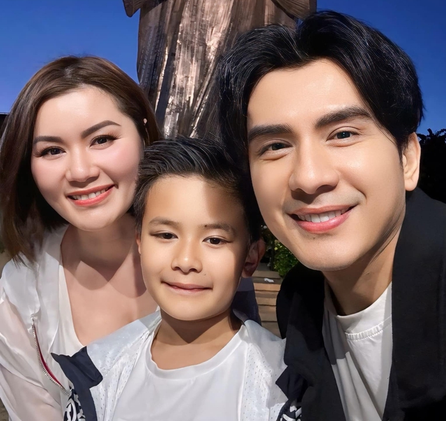 Hiện tại, ưu tiên số một của cả hai là con trai