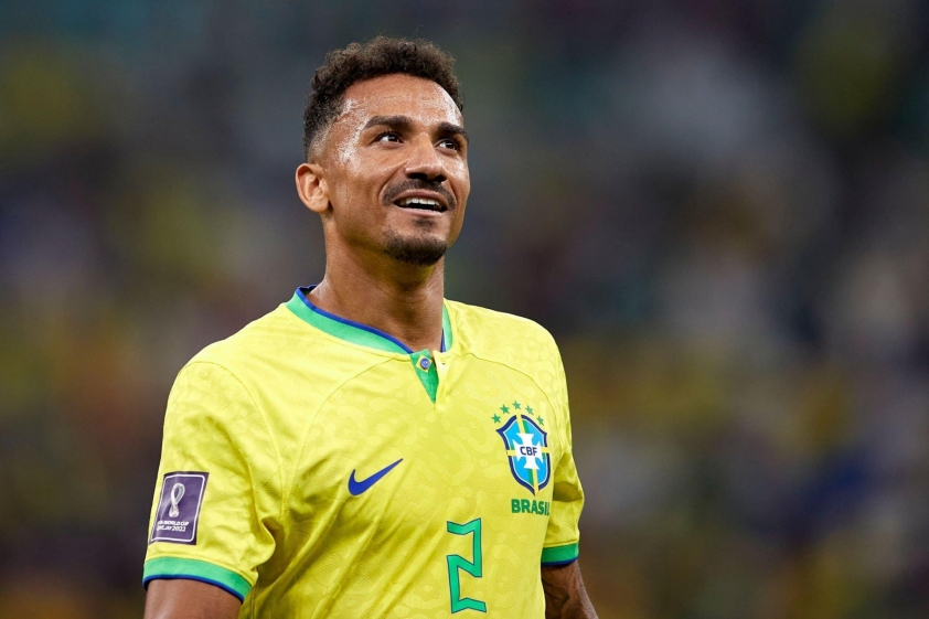 HLV Ancelotti xác nhận hậu vệ Danilo của Flamengo chắc chắn sẽ góp mặt trong danh sách 26 cầu thủ dự World Cup 2026 của ĐT Brazil Hậu vệ Danilo của Flamengo được HLV Ancelotti lựa chọn chắc suất dự World Cup 2026