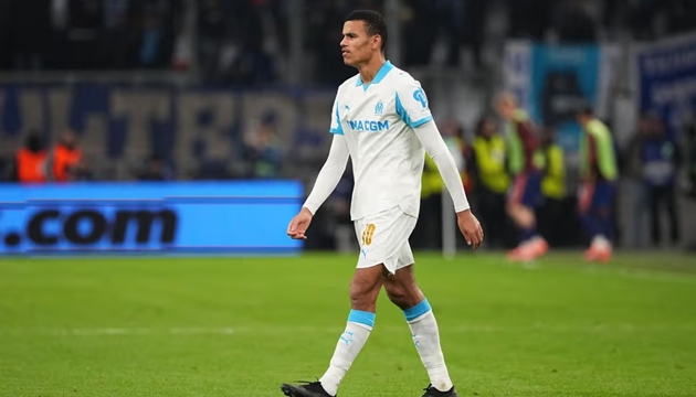 Mason Greenwood vướng vào vụ ẩu đả trong trận thua của Marseille.