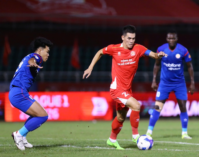 QBV Việt Nam 2024 chưa đáp ứng yêu cầu chuyên môn để khoác áo tuyển Việt Nam dịp FIFA Days tháng 3-2026