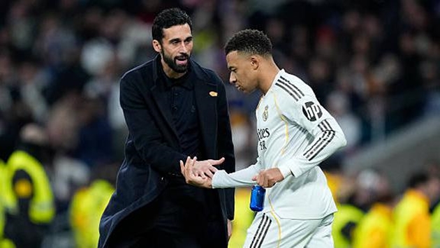 Alvaro Arbeloa cảnh báo về chấn thương Mbappe