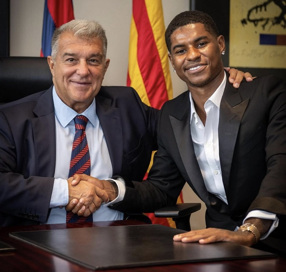 Marcus Rashford trong màu áo Barca