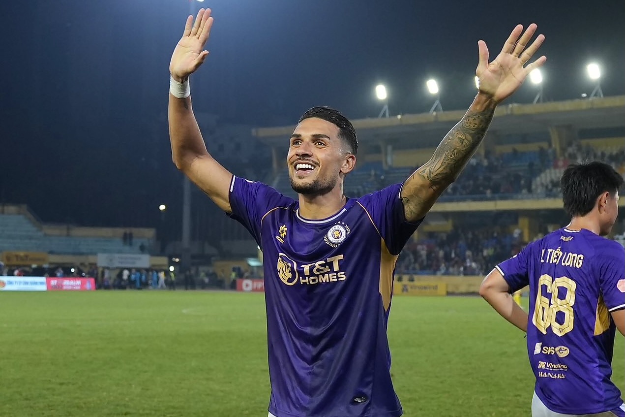 Đỗ Hoàng Hên kiến tạo giúp CLB Hà Nội thắng đậm Sông Lam Nghệ An - Ảnh 1.