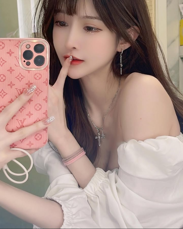 Nữ streamer Wang Yushan bị tranh cãi