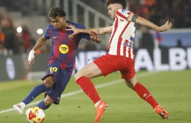 Yamal sở hữu khả năng rê bóng thượng thặng. Yamal rê bóng đỉnh cao