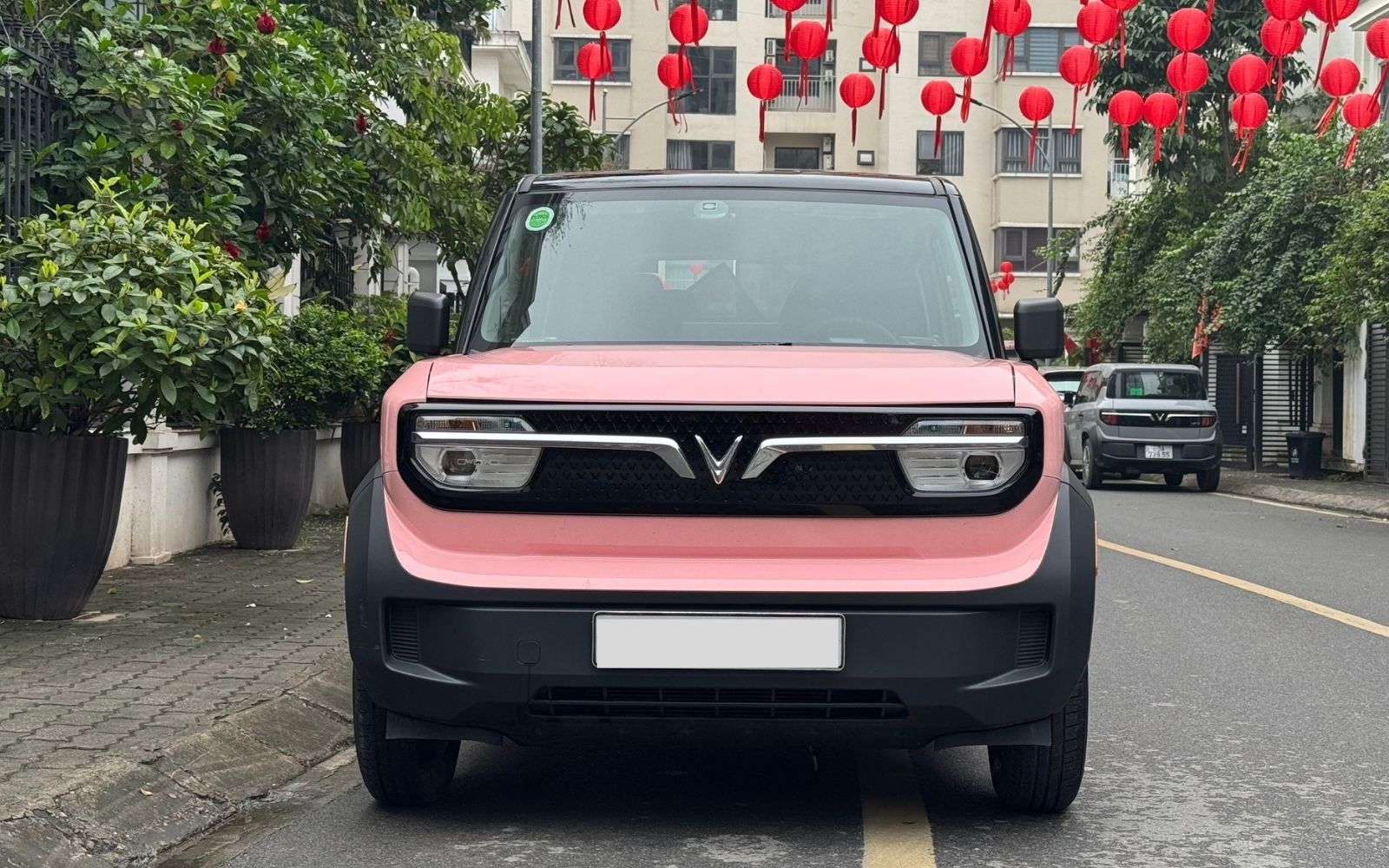 Chiếc VinFast VF 3 trong chuyến đi dài