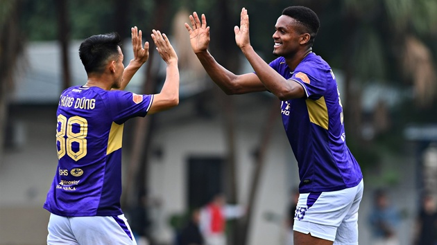 Hà Nội FC gặp nhiều khó khăn trước Thể Công Viettel