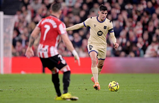 Gerard Martin thi đấu ổn định trước Bilbao