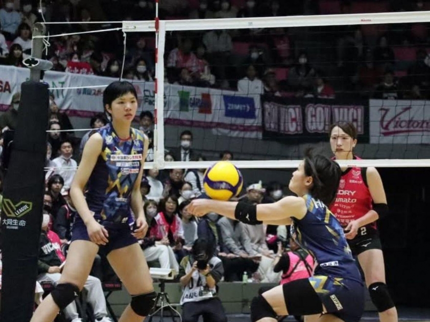 Phụ công Bích Thủy thi đấu nổi bật cho Okayama Seagulls