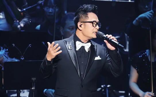 Lý do khiến Bằng Kiều tạm ngừng hoạt động ca hát?- Ảnh 2. Bằng Kiều đang điều trị viêm họng cấp