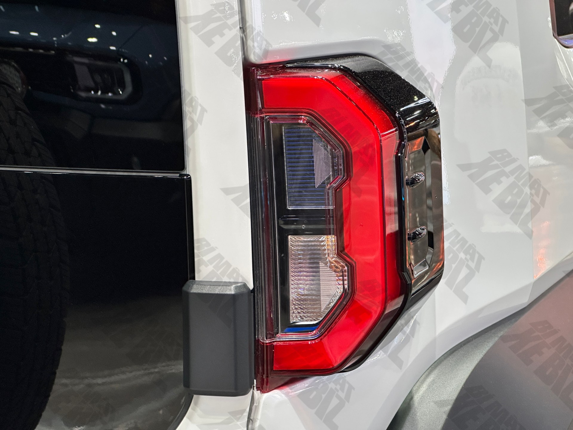 Nội thất tiện nghi phù hợp dã ngoại đường dài