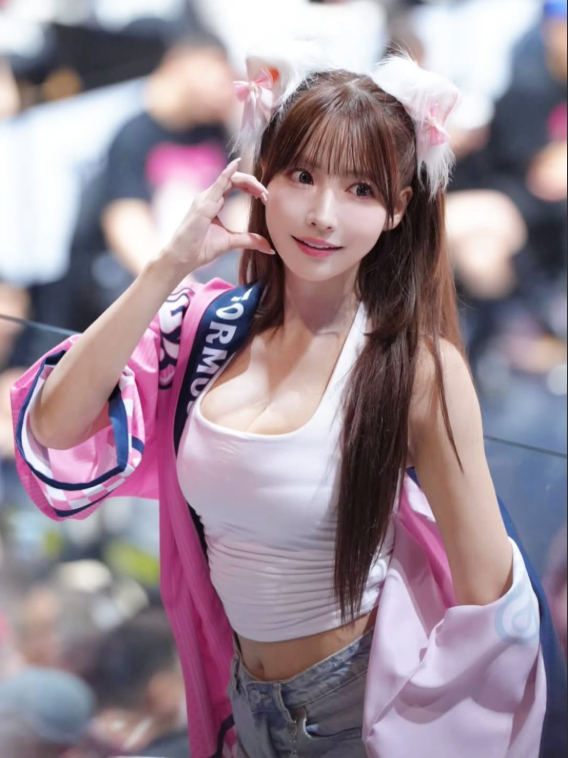 Yua Mikami đối mặt cáo buộc giả nai