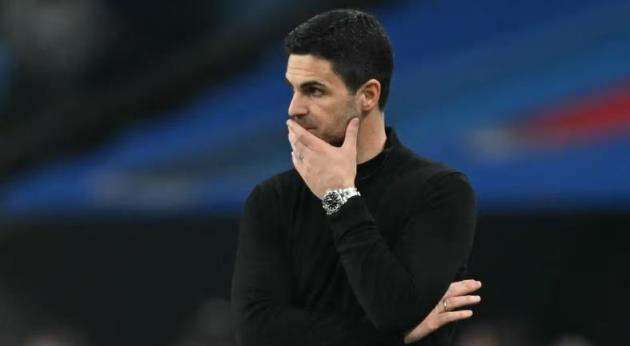 HLV Arteta cùng các cầu thủ Arsenal