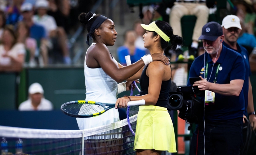 Eala an ủi Gauff tại Indian Wells