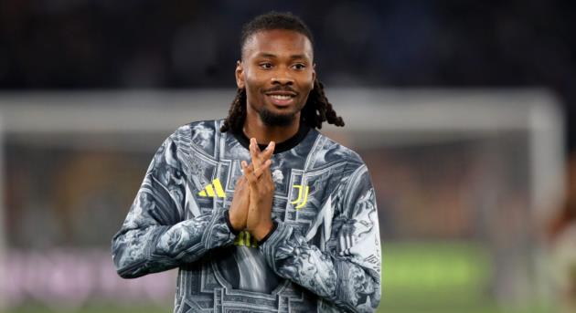 Thuram là tiền vệ mới nhất được liên kết với Man Utd.