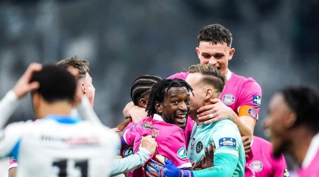 Marseille thua luân lưu tại Cúp Quốc gia