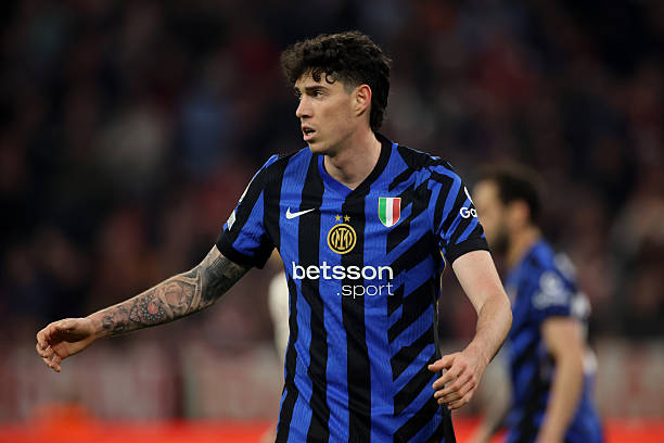 Alessandro Bastoni thi đấu xuất sắc