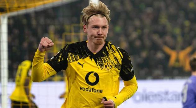 Julian Brandt nổi bật trong đội hình Dortmund