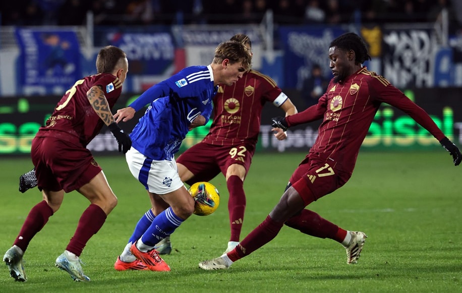 Nico Paz là ngôi sao sáng trong đội hình Como. Nico Paz là ngôi sao sáng trong đội hình Como.