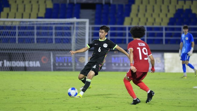 U17 Australia rất vất vả mới thắng Singapore U17 Australia thi đấu nỗ lực trước Singapore