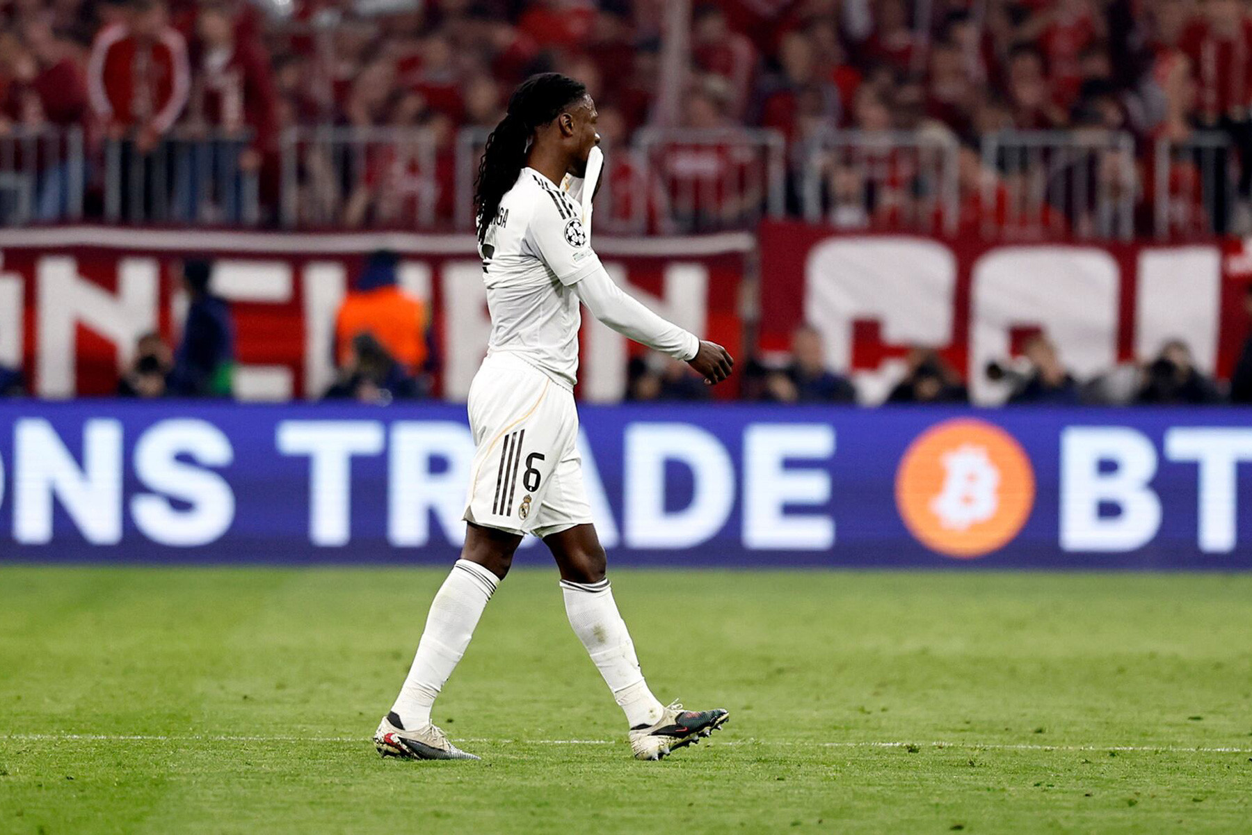 Tiền vệ Eduardo Camavinga