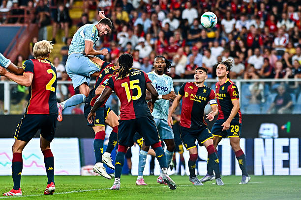 Juventus chuẩn bị chạm trán Genoa trên sân nhà.