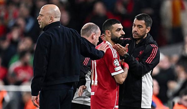 Liverpool mùa giải khó khăn