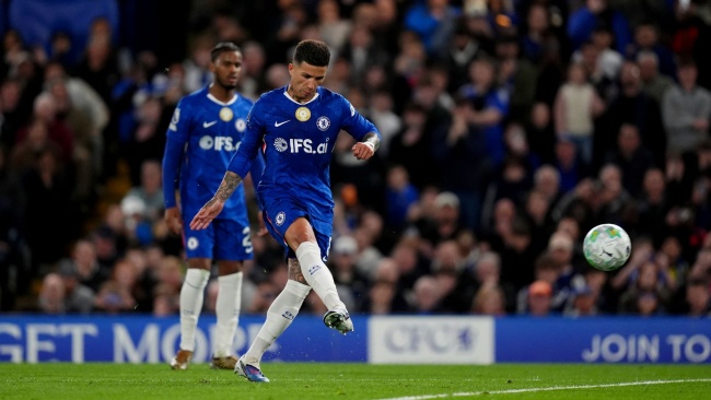 Chelsea khủng hoảng phong độ