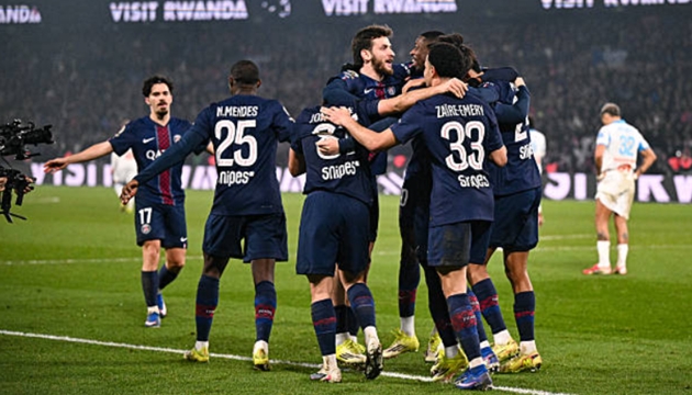 PSG khiến Marseille thêm vỡ vụn trong hiệp 2.