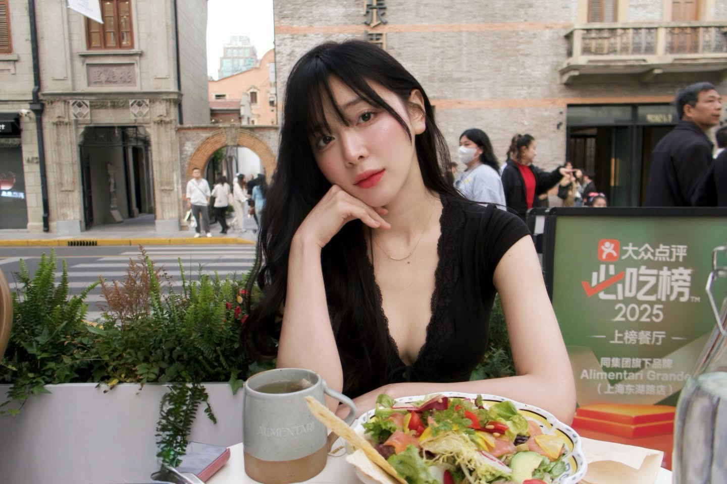 Nữ thần mặt mộc bị fan nam quay xe- Ảnh 5.