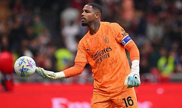 Mike Maignan đã có một ngày thi đấu thực sự ấn tượng.