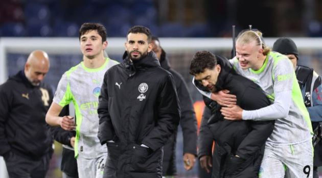 Man City đứng đầu bảng xếp hạng Premier League