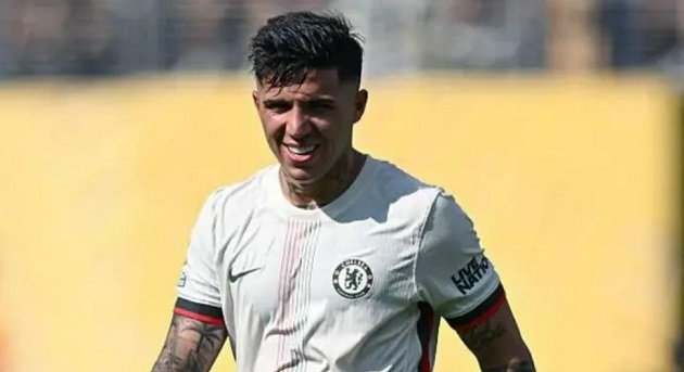 Enzo có những phát ngôn khiến BLĐ Chelsea phật lòng. Enzo Fernandez phát biểu gây tranh cãi
