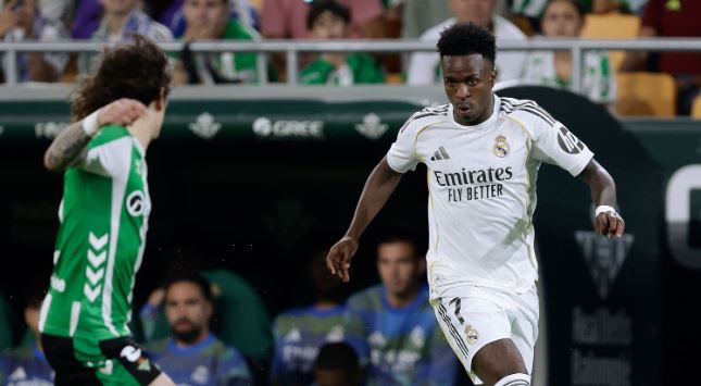 Vinicius Junior ghi bàn cho Real Madrid