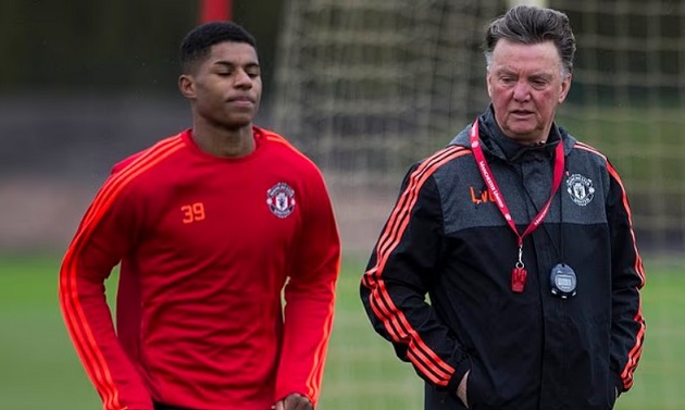 Rashford ra mắt đội một MU