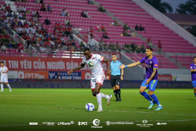 CLB Hải Phòng làm chủ trận đấu Hải Phòng thi đấu quyết liệt