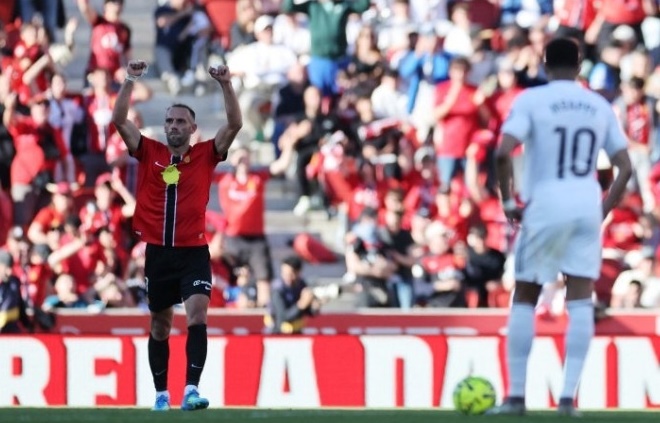 Real Madrid để thua sốc trước Mallorca