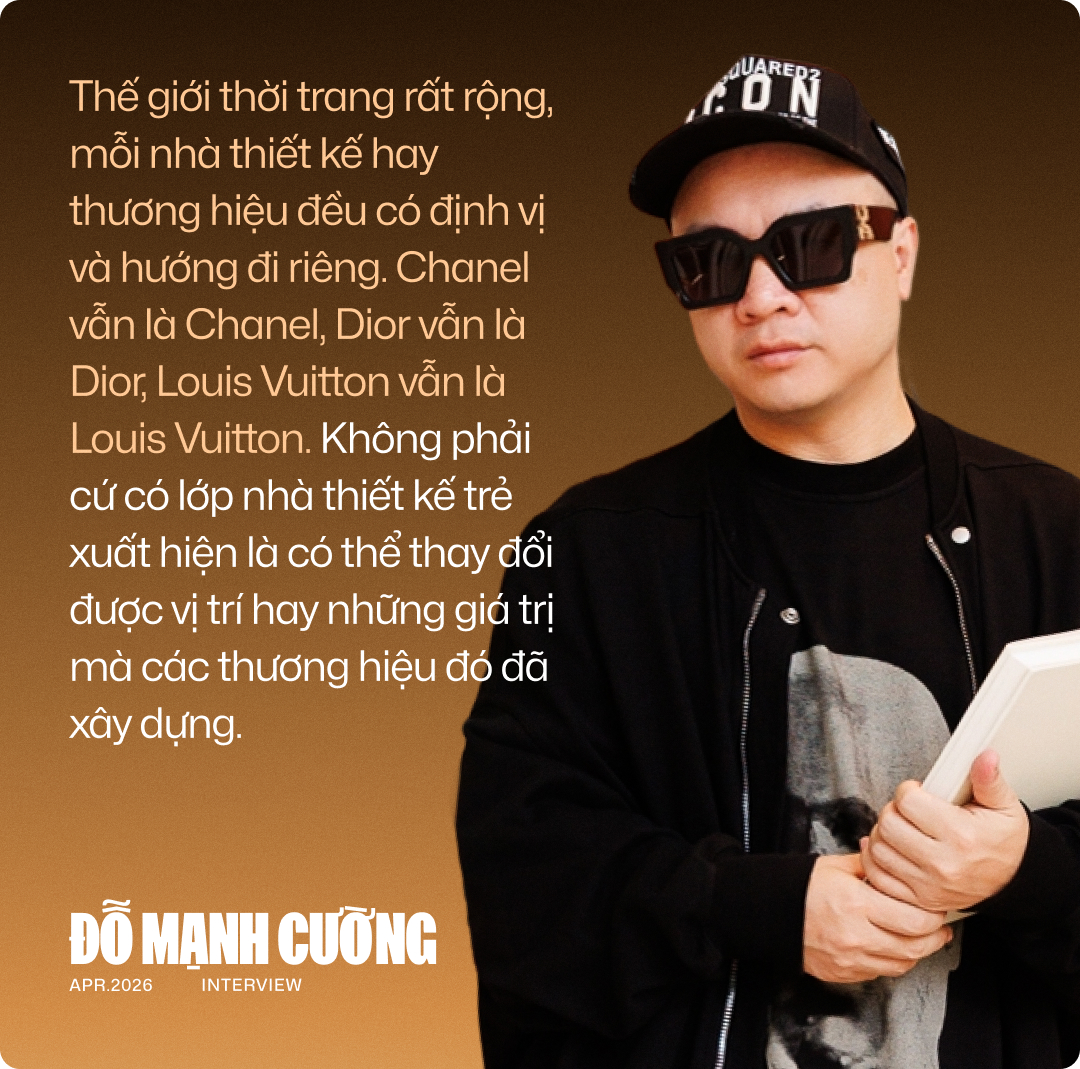 Nhà thiết kế bên cạnh các tác phẩm thời trang tiêu biểu