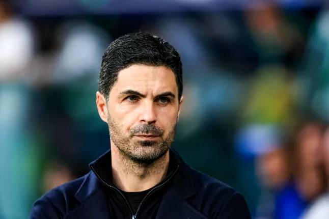 Arteta dẫn dắt Arsenal tại Ngoại Hạng Anh
