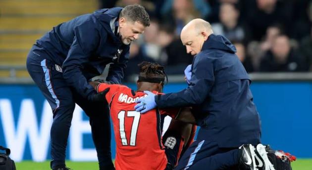 Arsenal tiếp tục mất người sau loạt FIFA Days.