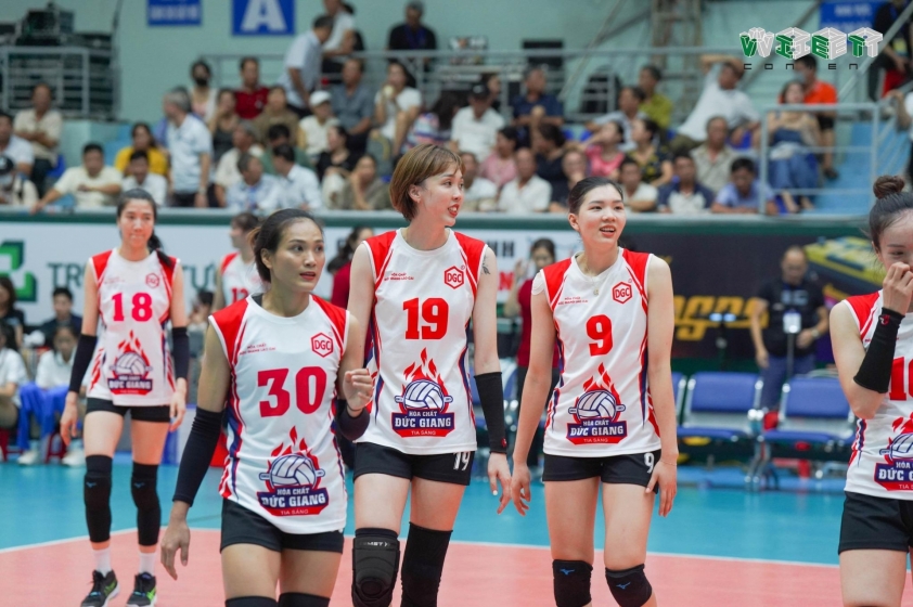 Phụ công Bích Thủy nguy cơ bỏ lỡ vòng 1 giải bóng chuyền nữ VĐQG 2026