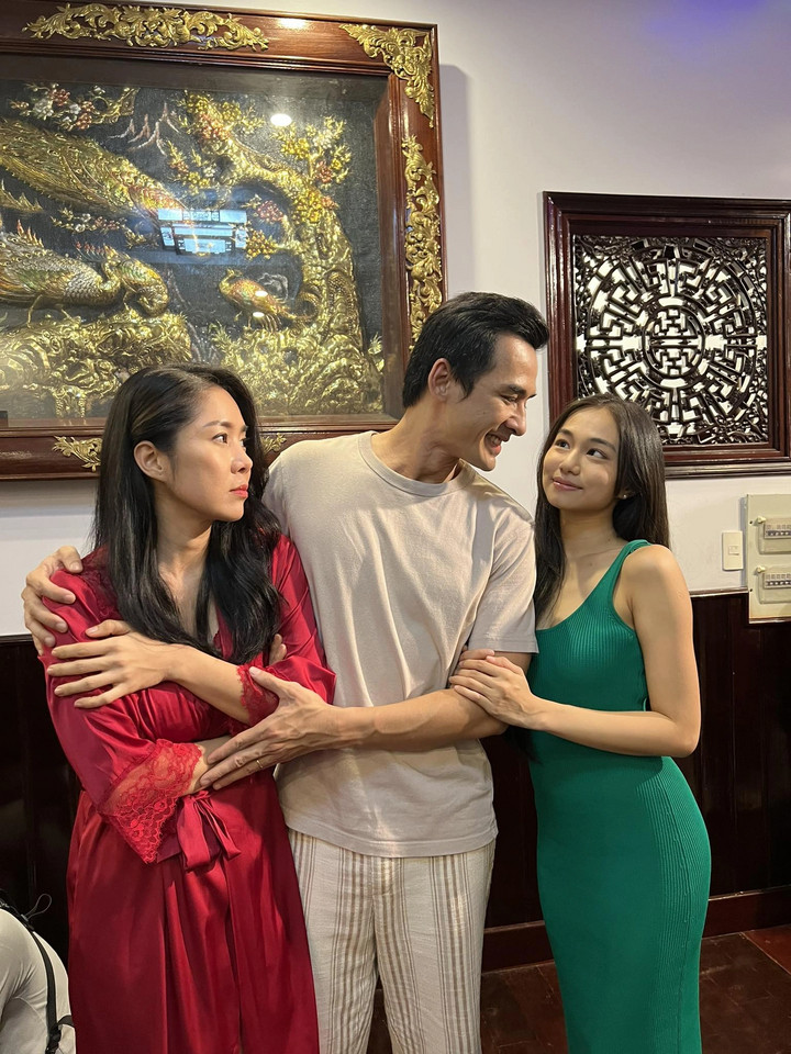 Bộ phim Bóng ma hạnh phúc gây sốt mạng xã hội